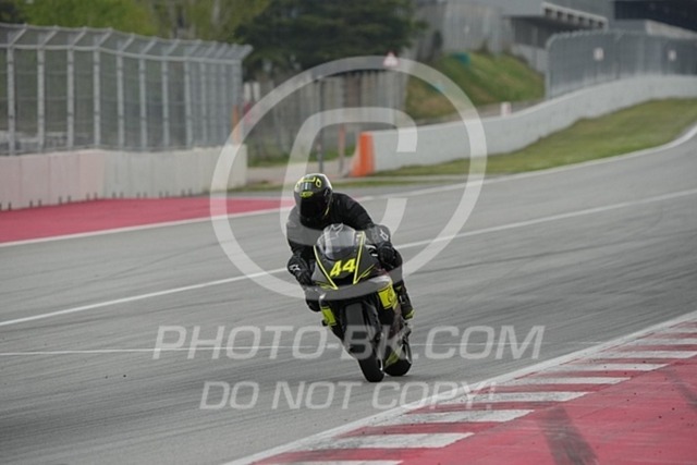 2025_04_13_PBK_36477 | Sportfotografie; SlowMotion; Video; Rennstrecke; Hafeneger; Speer; Racing; RSE; BMW; CBO; Trackday; Motorsportarena; Hockenheimring; Brno; Most; Barcelona; Valencia