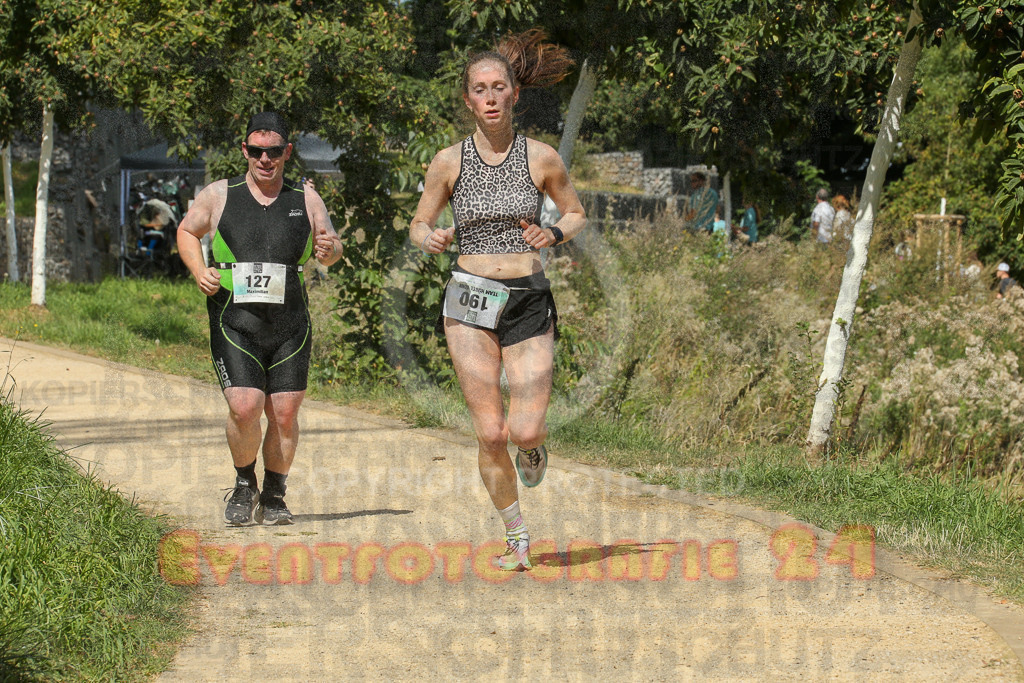 250824_1244_EX1_0337 | Sportfotografie im Rhein-Sieg Kreis, Köln, Bonn, NRW, Rheinland Pfalz, Hessen, etc. Unser Tätigkeitsfeld umfasst den Laufsport vom Volkslauf über den Marathon, Duathlon, Triathon bis zum Ultralauf wie Kölnpfad Ultra oder Schindertrail.