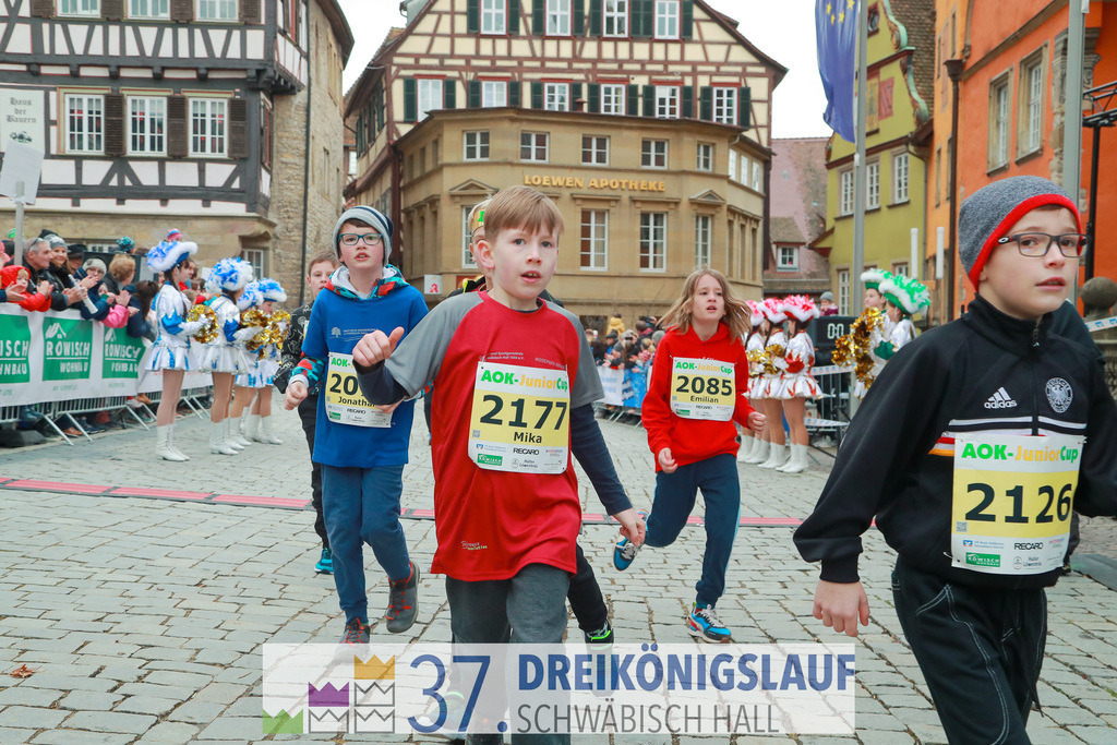 AOK JuniorCup 400m | 3Koenigslauf 2023 - Realisiert mit Pictrs.com
