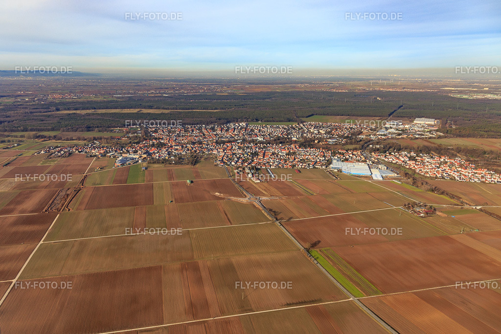 Stadtansicht aus Süden mit BELLHEIMER BRAUEREI - PARK und Kardex Remstar  http://www.kardex-remstar.de/ http://bellheimer.de/ | Luftbild: Stadtansicht aus Süden mit BELLHEIMER BRAUEREI - PARK und Kardex Remstar  http://www.kardex-remstar.de/ http://bellheimer.de/ in Bellheim im Bundesland Rheinland-Pfalz in Deutschland. Foto: IMG_112619.jpg vom 13.02.2019 durch Werner Riehm/FLY-FOTO.de - Realisiert mit Pictrs.com