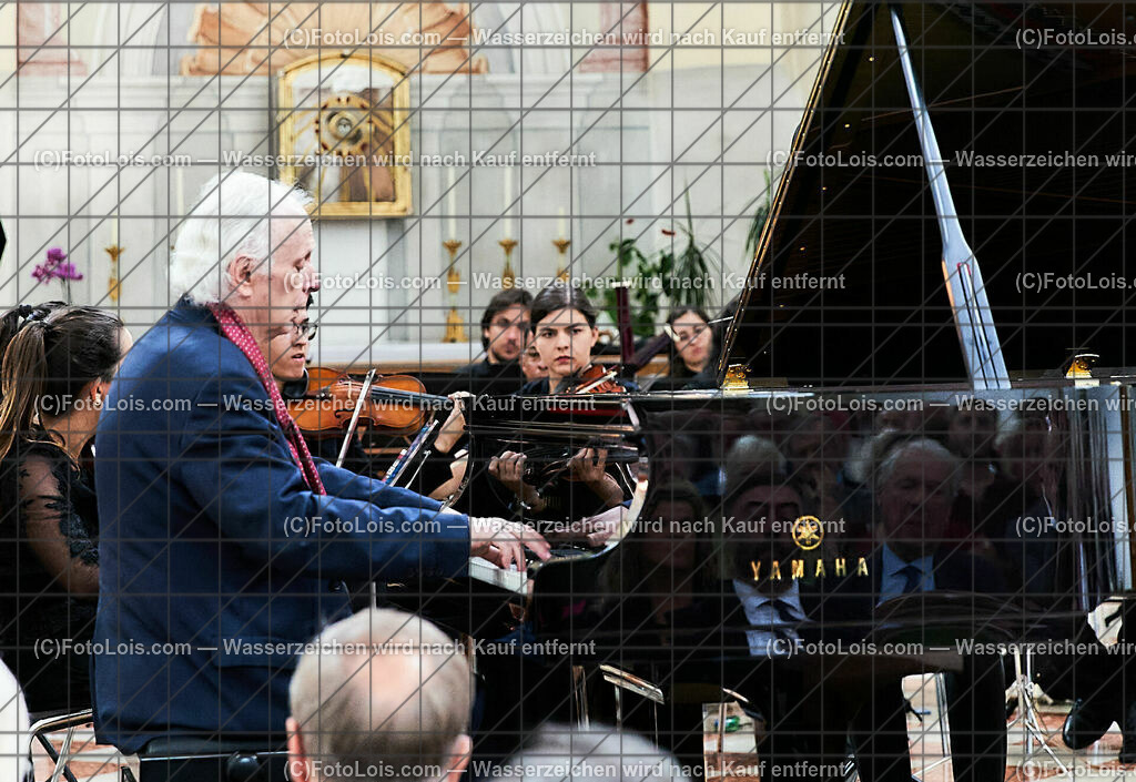 ALS0326_XXXIX-Chopin-Festival_Camerata Mozartiana_Olejniczak | (C)FotoLois.com, Alois Spandl, Eröffnungskonzert in der Kartausenkirche mit Camerata Mozartiana unter Dirigent Daniel Auner, Janusz Olejniczak (Klavier), Natalia Rehling (Klavier), Kompnistin Johanna Doderer und Ingolf Wunder (Klavier), Fr 4. August 2023  . August 2023.