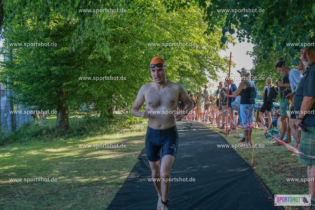 AR7_8843 | Karlsfeld Triathlon 2025 #karlsfeldtriathlon #karlsfeldtriathlon2025  #karlsfeldrace  #yourpictrs #triathlon_karlsfeld #tsveintrachtkarlsfeld #sportshot_your_pictrs @Sportshotphotography @Triathlon Karlsfeld - TSV Eintracht Karlsfeld Triathlon Copyright: www.sportshot.de