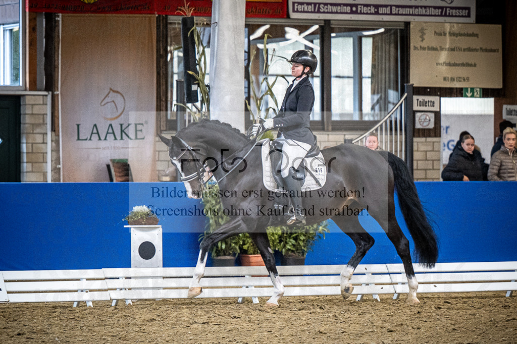 DOS_2553 | Entdecke hochwertige Reitturnierfotos von Foto Oger. Professionell, emotional und authentisch – jetzt Lieblingsmomente im Shop bestellen.Deutschlandweite Turnierfotografie. - Realisiert mit Pictrs.com