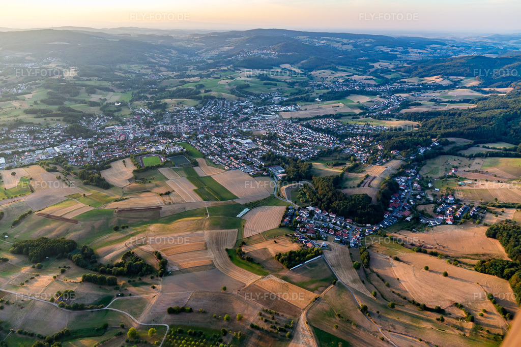 Luftbild: Ortsansicht von Südosten in Fürth im Bundesland Hessen in Deutschland. Foto: IMG_109409.jpg vom 30.07.2018 durch Werner Riehm/FLY-FOTO.de