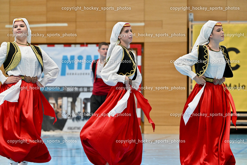Carinthia Flamengo Futsal Club vs. FC Ljuti Krajisnici | Volkstanzgruppe Kid Divanhana, Carinthia Flamengo Futsal Club vs. FC Ljuti Krajisnici, Carinthia Flamengo Fusal Club vs. FC Ljuti Krajisnici am 12.10.2025 in Klagenfurt (Ballspielhalle Viktring), Austria, (Photo by Bernd Stefan)