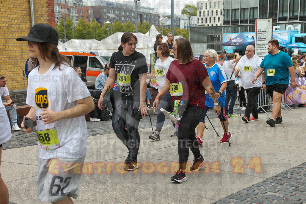 250920_1302_EX1_3913 | Sportfotografie im Rhein-Sieg Kreis, Köln, Bonn, NRW, Rheinland Pfalz, Hessen, etc. Unser Tätigkeitsfeld umfasst den Laufsport vom Volkslauf über den Marathon, Duathlon, Triathon bis zum Ultralauf wie Kölnpfad Ultra oder Schindertrail.