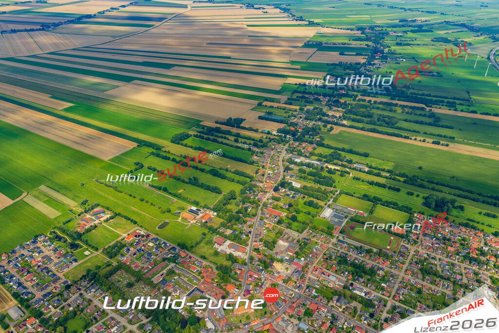 Luftaufnahme Bunderhee Steinhausstraße Bunde - Die Luftaufnahme wurde 2025 vom UL-Flugzeug heraus erstellt ( ohne Drohne ) - Hochauflösende Luftaufnahme - für professionelle Ausdrucke geeignet. Die Geschenkidee !Mit Lizenz und Bildrechte bestellbar