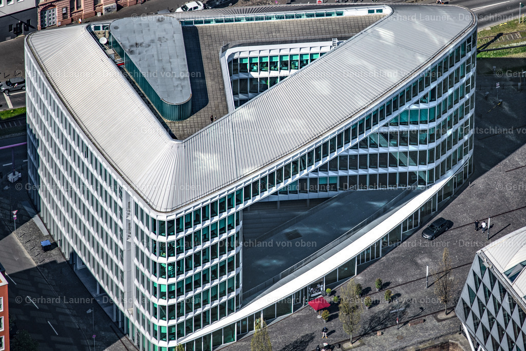 4020873 | modernes Bürogebäude am Westhafen, Frankfurt am Main