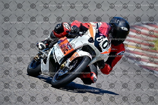 25bc03-1060 | markuskiefer.com - Realisiert mit Pictrs.com