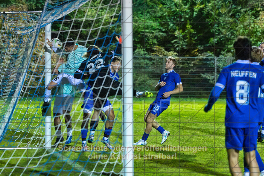 20261015_200140_0103-Bearbeitet_(c)_by_PhotoPeet | #,TSG Salach (türkis) vs. VfB Neuffen (blau), Fußball, Bezirksliga - Bezirk Neckar/Fils, 08. Spieltag, Saison 2026/2027, Rasensportplatz, Staufenecker Straße, 73084 Salach, 15.10.2026 - 19:30 Uhr,Foto: PhotoPeet / Sport- &amp; Eventfotografie / Peter Harich