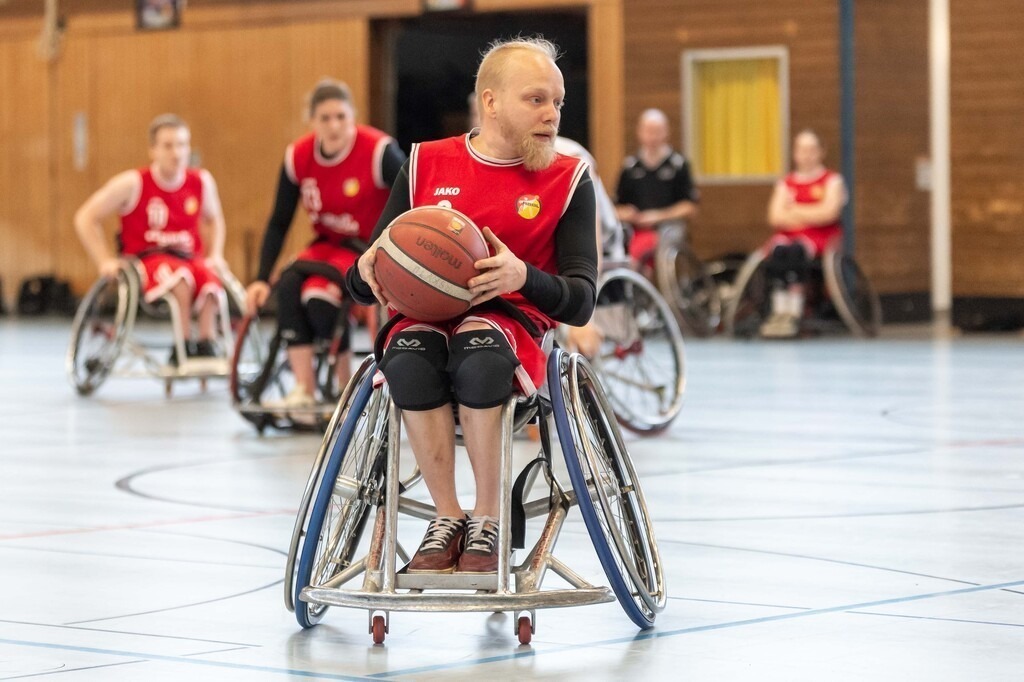 2025-01-11-0422 | Ralph Kunze - Realisiert mit Pictrs.com