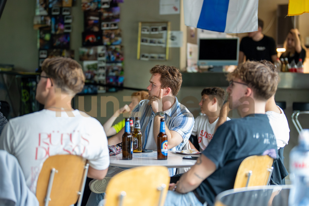 018_Public Viewing Reinach Viertelfinal Schweiz-England EM 2024_kunzmedia.ch | OnlineShop für Bilder kunzmedia.ch