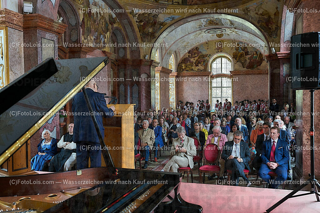ALP0169_XXXIX_Chopin-Festival_Eroeffnung_Kanitzer Theodor | (C)FotoLois.com, Alois Spandl, XXXIX. internationales CHOPIN-Festival in der Kartause Gaming, Eröffnung des Festivals mit Einmarsch der Goldhaubengruppe Lackenhof mit der Musikkapelle Gaming sowie den Ehrengästen und Eröffnungsansprachen in der Barockbibliothek, Fr 4. August 2023.