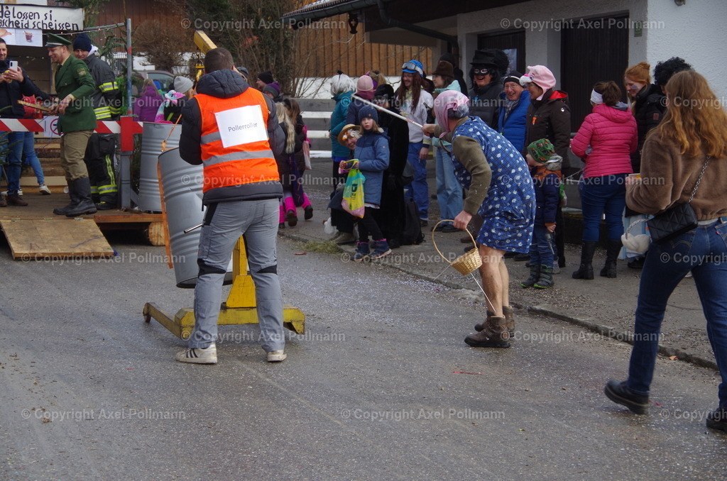 IMGP4051 | fotografiert von Axel PollmannLeonhardi Wallfahrt Benediktbeuern und Murnau, Fronleichnam, Fasching, Landschaft im Loisachtal und Benediktbeuern  - Realisiert mit Pictrs.com