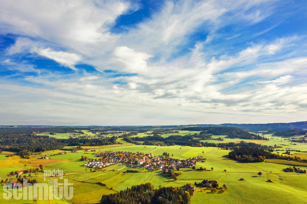 PS-Christazhofen-2026-03 | Entdecke die größte Bildgalerie der Region mit Fotografien aus dem Allgäu, der Bodenseeregion, Oberschwaben, dem Donautal und der Schwäbischen Alb. Landschaften, Luftaufnahmen und Reisefotografie als Wandbild und Fotokunst. - Realisiert mit Pictrs.com