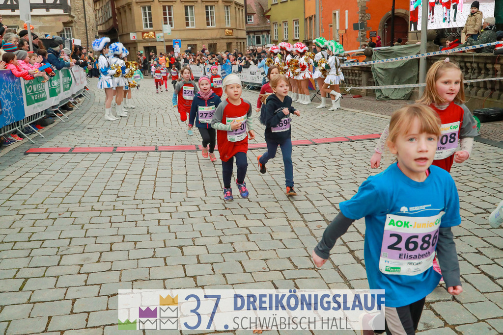 AOK JuniorCup 400m | 3Koenigslauf 2023 - Realisiert mit Pictrs.com