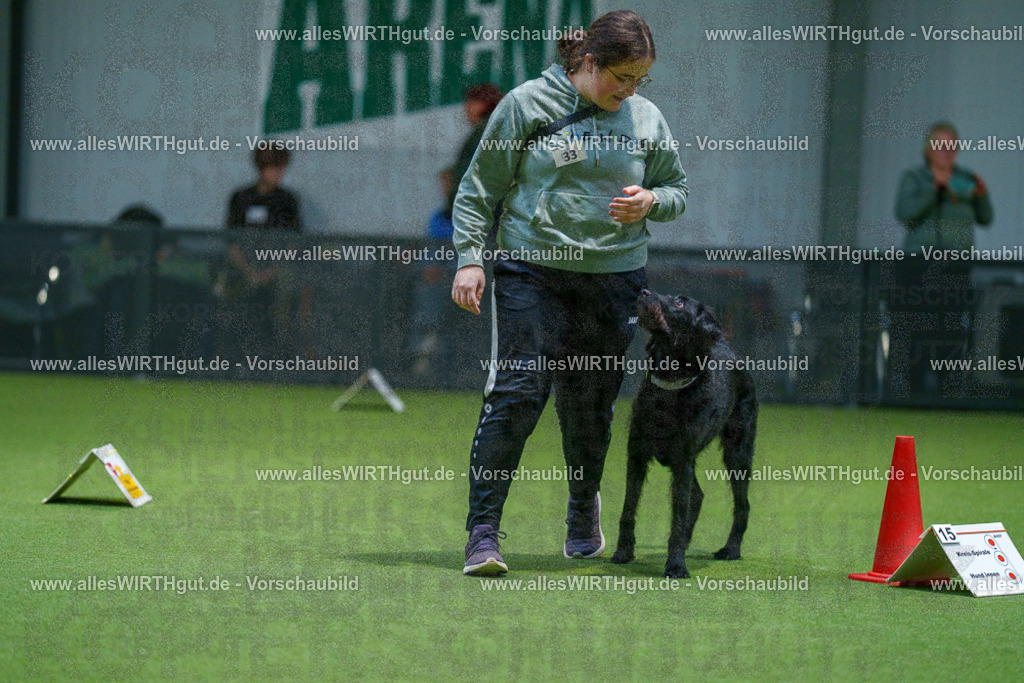 7R505830 | Professionelle Tierfotografie in Mönchengladbach von Daniel Wirth (allesWIRTHgut). Liebevolle & natürliche Bilder von Hunden & Katzen für unvergessliche Erinnerungen.