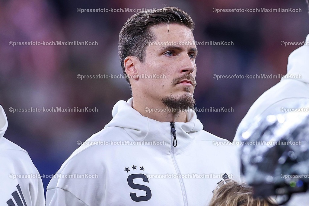 UCL29012502150 | 29.01.2025, Fußball, Bayer 04 Leverkusen - AC Sparta Prag, UEFA Champions League, 8. Spieltag, BayArena, Saison 2024 2025: Lukas Sadilek (Sparta Prag #18)