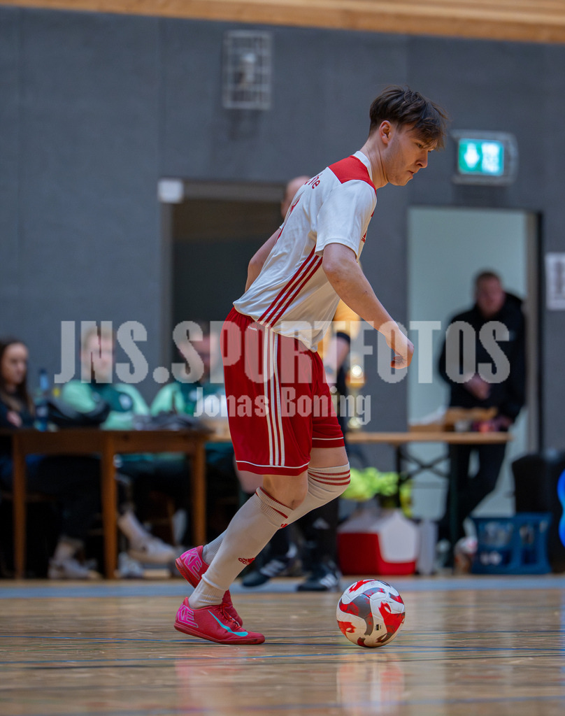 Sportler gegen Hunger I 3. Herren TuS Lutten I 1129 | jns.sportfotos - Realisiert mit Pictrs.com