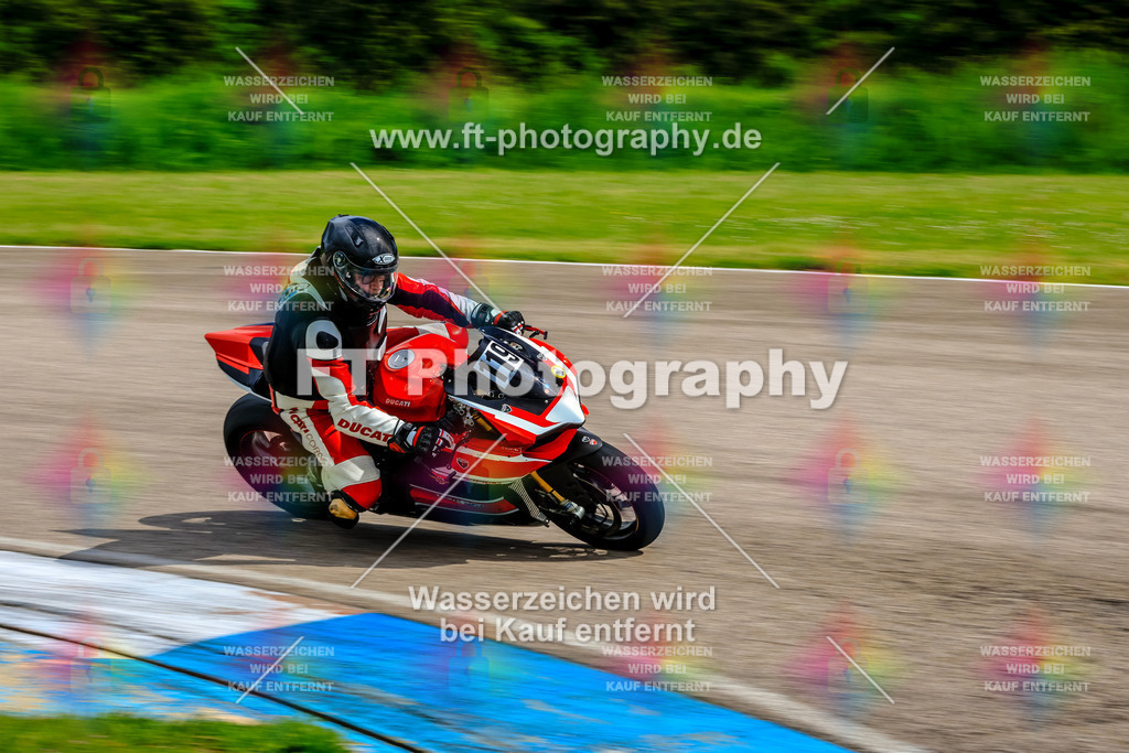 MotoTeam-9312 | Hier findet Ihr Bilder von Touristenfahrten auf der Nürburgring Nordschleife oder von anderen Veranstaltungen die ich besucht habe. Viel Spass beim Durch Schauen 
