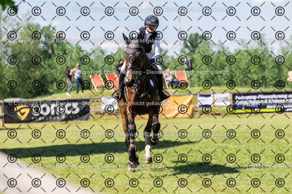 CL5A8829 | Emilia Reinking Fotografie - Realisiert mit Pictrs.com