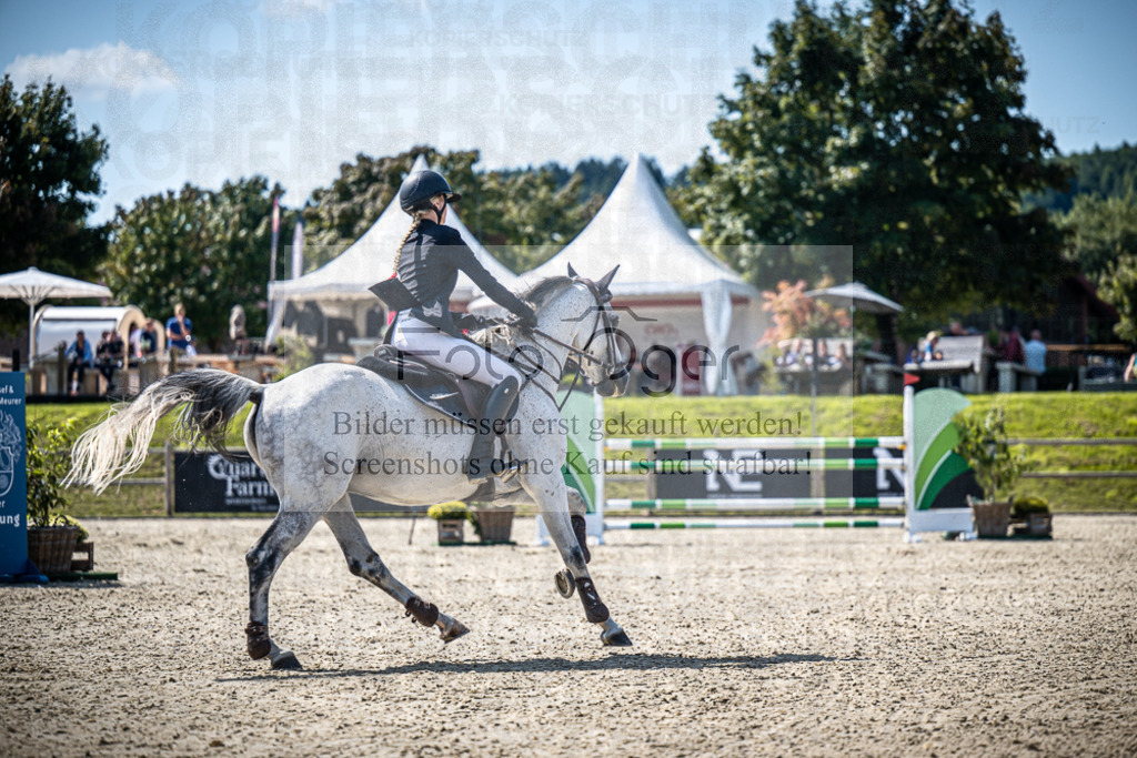 DOS_1789 | Entdecke hochwertige Reitturnierfotos von Foto Oger. Professionell, emotional und authentisch – jetzt Lieblingsmomente im Shop bestellen.Deutschlandweite Turnierfotografie. - Realisiert mit Pictrs.com