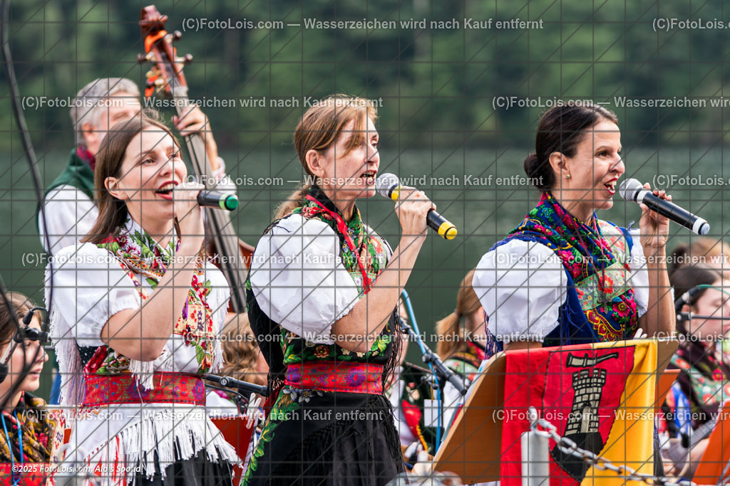 _ALS0487_AUSKLANG_Tamburica Voristan | XLI. CHOPIN-Festival - Seebühne Lunzer See, So 17. Aug. 2025, 17.00 Uhr, MUSIKALISCHER AUSKLANG am See, TAMBURIZZA HORNSTEIN/TAMBURICA VORISTAN - burgenländisch-kroatisches Volksmusikensemble unter der Leitung von Kapellmeisterin Sabine Trabichler und Obmann Norbert Hickl.