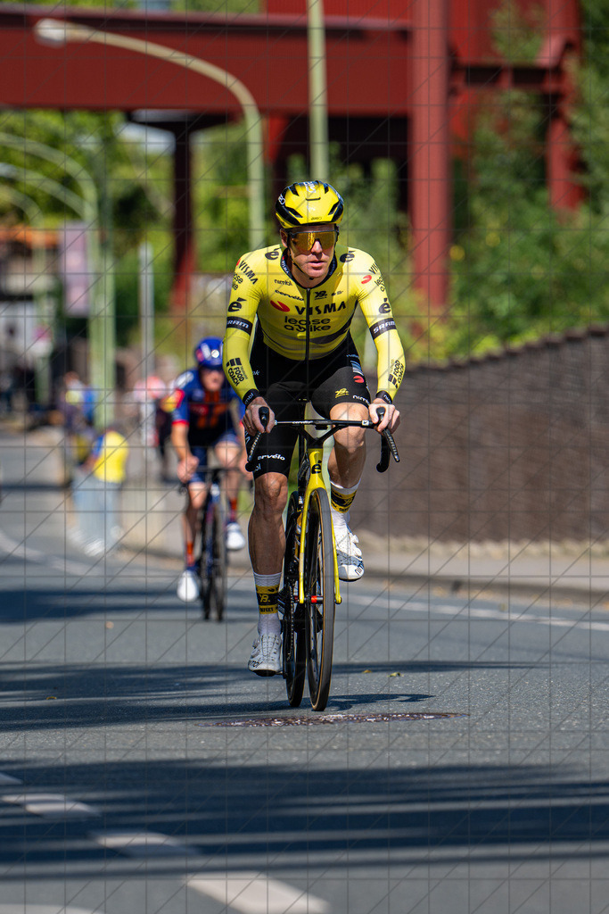 DeutschlandTour 2025 | Prolog  | Warm up der Pro’s //  20.08.25: DeutschlandTour 2025 | Prolog  / Essen / Deutschland  //   CREDIT:www.bullenfotos.de, Martin König, Hörner Weg 40, D-49078 Osnabrück, +4917663732967 // Nutzung und Weitergabe nur zu den vereinbarten Zwecken. Presseanfragen an Ersteller. Alle Rechte beim Ersteller. Honorierung nach MFM. - Realisiert mit Pictrs.com