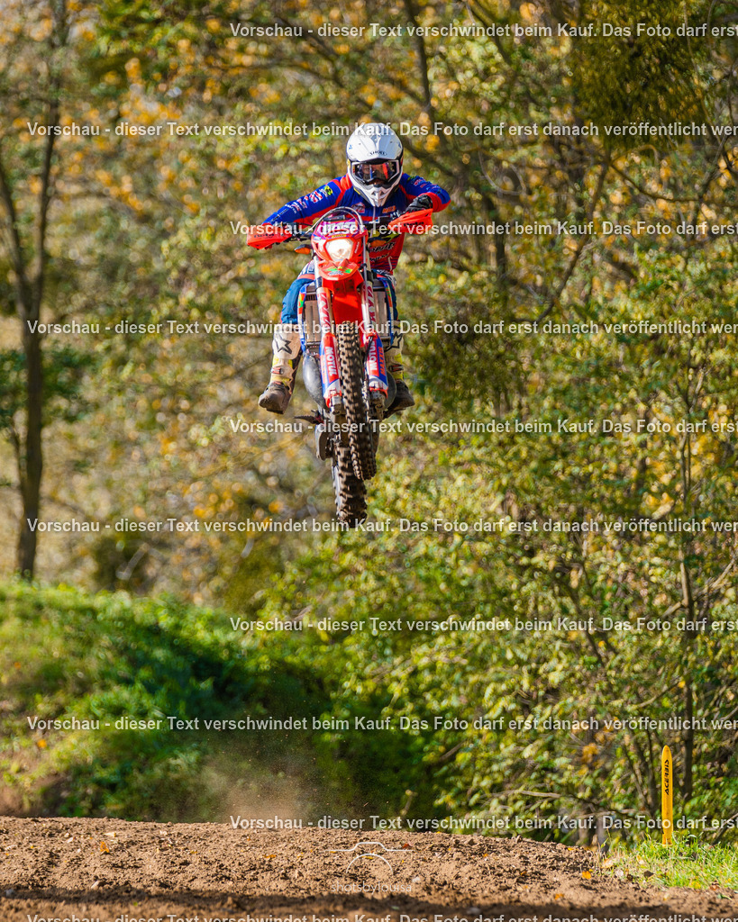 10_25_MCBernauerSchleife-6255 | Sportfotografin aus Berlin-Brandenburg mit Fokus auf Motocross. Ich halte deine sportliche Leistung und echte Emotionen auf und neben der Strecke professionell fest. Entdecke die Fotos von deinem Rennen und bestelle sie direkt hier im Shop.