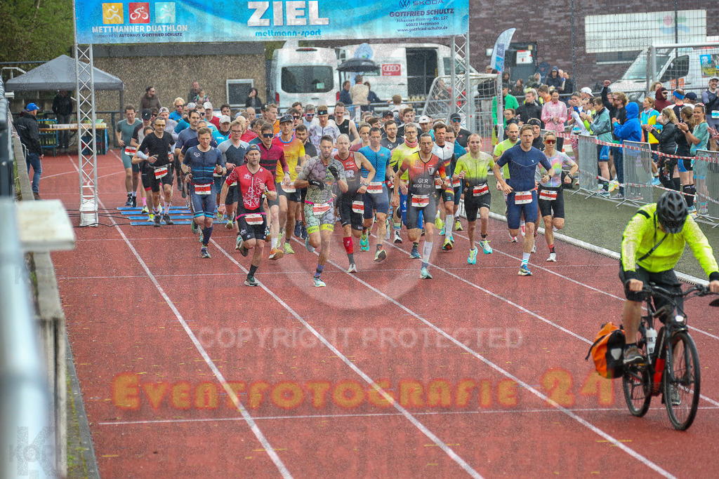 250413_1110_EX1_0049 | Sportfotografie im Rhein-Sieg Kreis, Köln, Bonn, NRW, Rheinland Pfalz, Hessen, etc. Unser Tätigkeitsfeld umfasst den Laufsport vom Volkslauf über den Marathon, Duathlon, Triathon bis zum Ultralauf wie Kölnpfad Ultra oder Schindertrail.