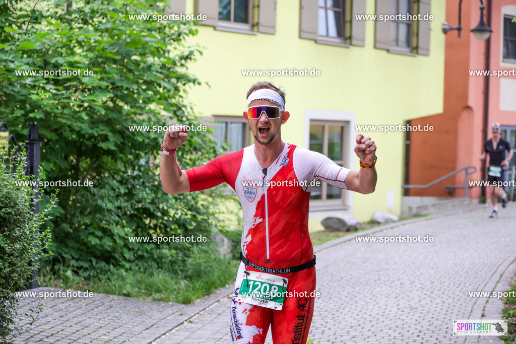 KSZ_4103 | Stadttriathlon Erding 2025. #yourpictrs #sportshot_your_pictrs @Sportshotphotography #stadttriathlonerding Copyright: www.sportshot.de