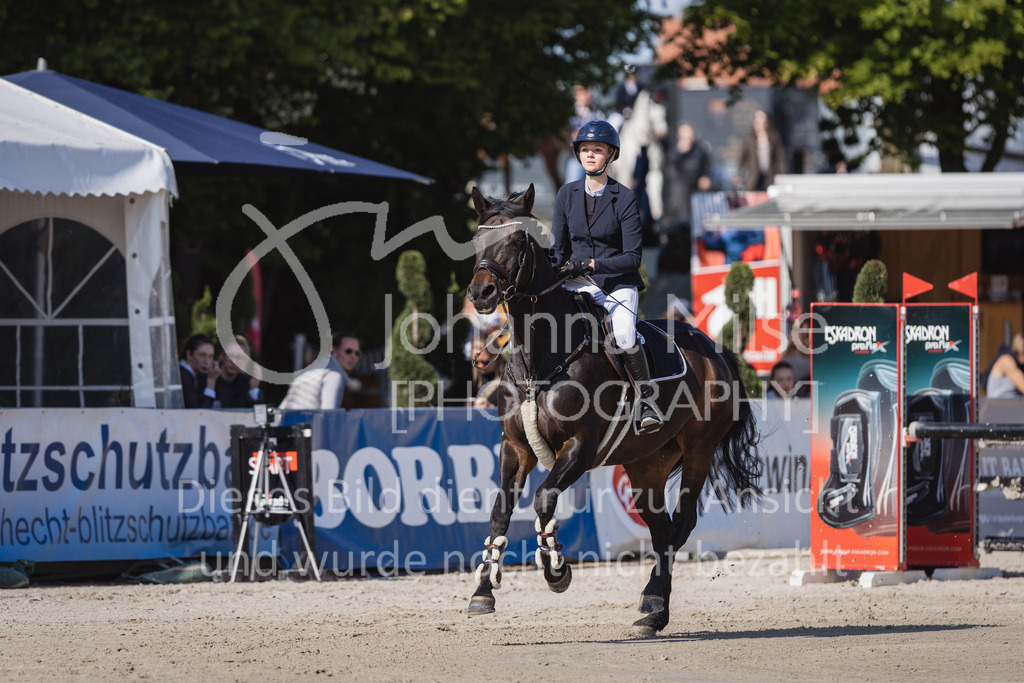 230518_MayDays_Stil-A2-404 | Deine schönsten Turniermomente als professionelle Fotos! Entdecke hochwertige Pferdesport-Fotografie im Online-Shop. Jetzt Fotos finden & bestellen!
