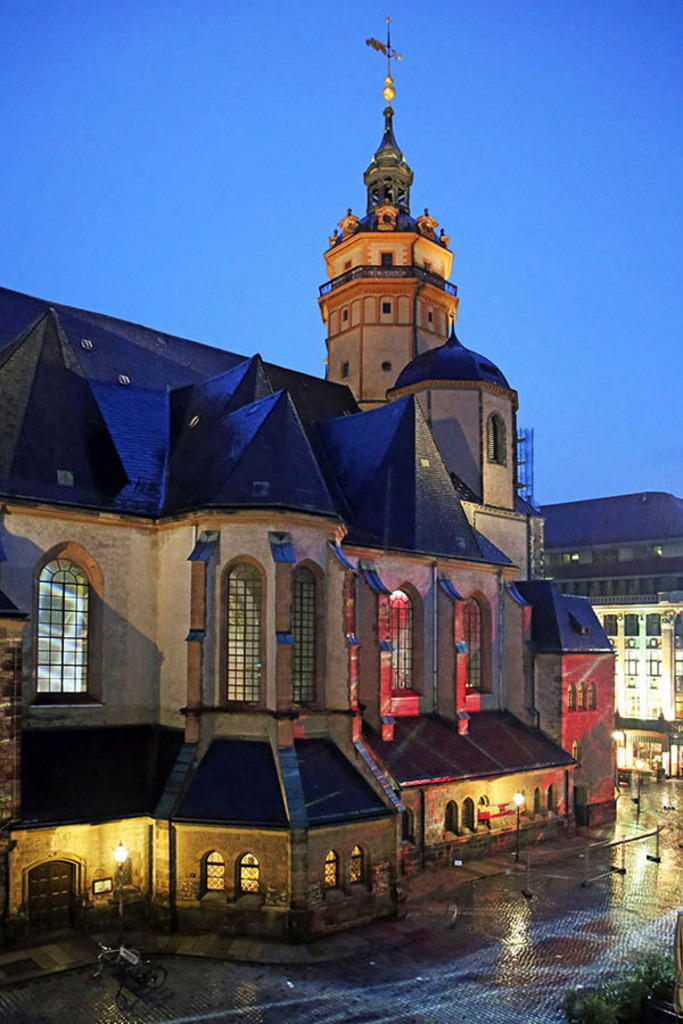 Bildlexikon Leipzig - Nikolaikirche | Das Team hinter BILDLEXIKON LEIPZIG bündelt historische wie aktuelle Informationen über die Stadt Leipzig in Text und Bild auf einer Plattform und stellt diese der interessierten Öffentlichkeit zur Verfügung.