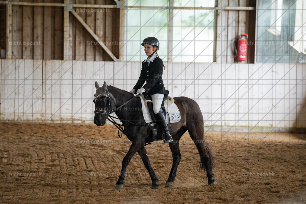 20230521-FAH06129 | Frühjahrsturnier, Landsberg am Lech, 2023, Reitclub Landsberg, Turnierbilder, Fotos Turnier Landsberg, Fotoagentur Herrmann, Turnierfotografen Bayern, Reitsport Fotograf, Pferde Fotograf