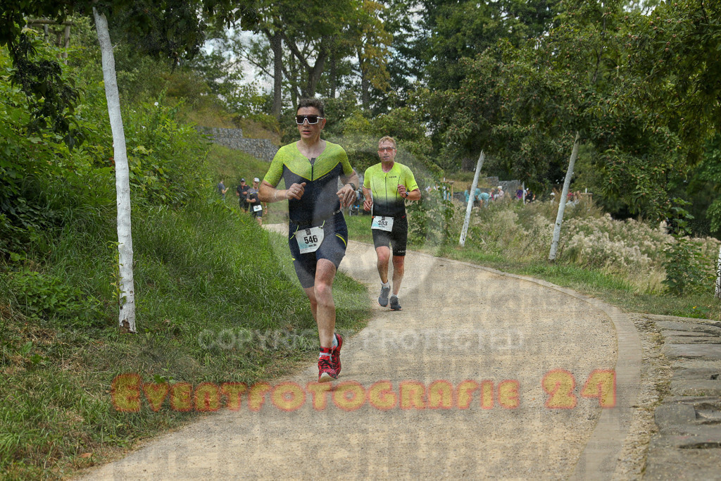 250824_1344_EX1_3502 | Sportfotografie im Rhein-Sieg Kreis, Köln, Bonn, NRW, Rheinland Pfalz, Hessen, etc. Unser Tätigkeitsfeld umfasst den Laufsport vom Volkslauf über den Marathon, Duathlon, Triathon bis zum Ultralauf wie Kölnpfad Ultra oder Schindertrail.