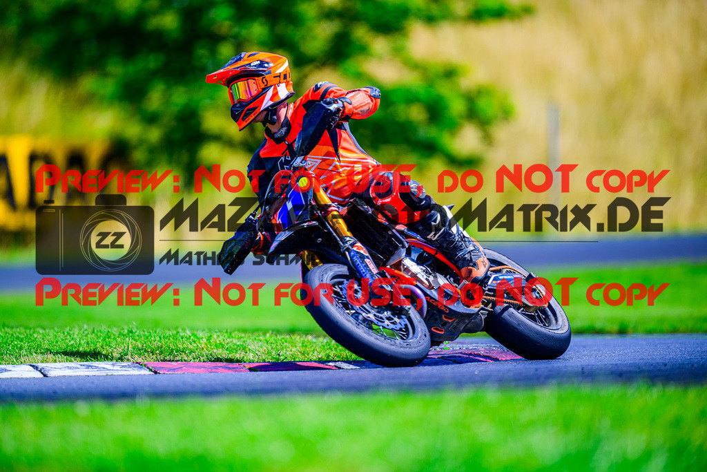 MaZZes_FotoMatrix_240713_6007705_7332 | S3