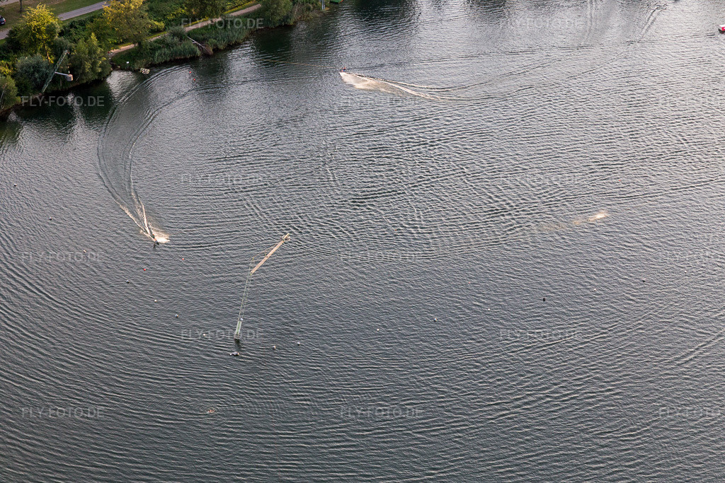 Luftbild: Sankt Leon, St. Leoner See, Wasserskianlage im Ortsteil Sankt Leon in St. Leon-Rot im Bundesland Baden-Württemberg in Deutschland. Foto: IMG_102525.jpg vom 24.08.2017 durch Werner Riehm/FLY-FOTO.de