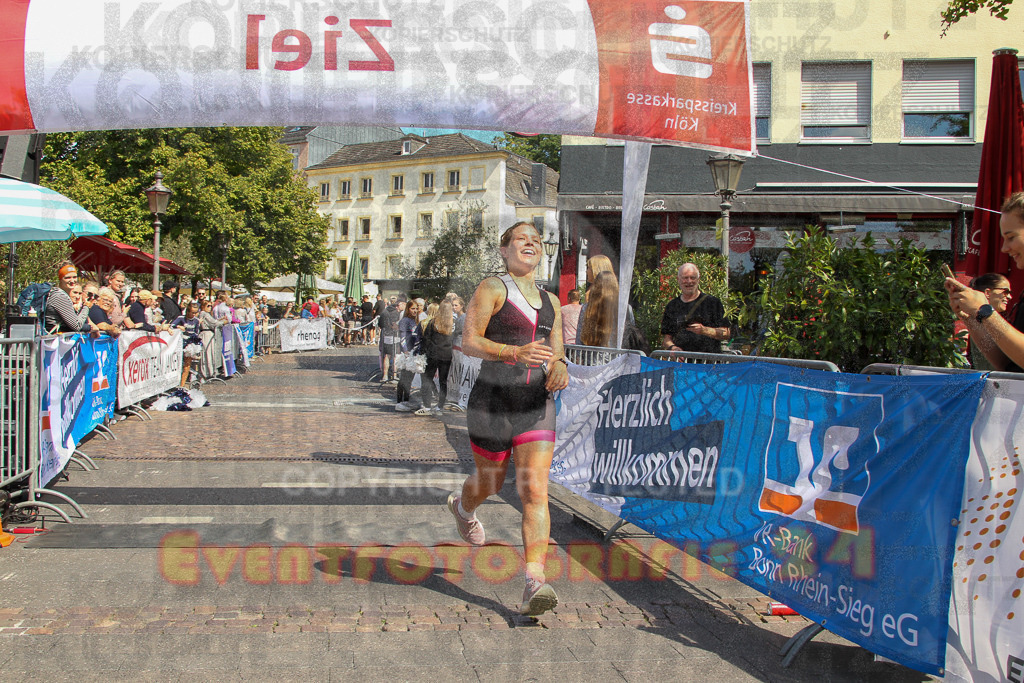 250824_1441_EV4_2076 | Sportfotografie im Rhein-Sieg Kreis, Köln, Bonn, NRW, Rheinland Pfalz, Hessen, etc. Unser Tätigkeitsfeld umfasst den Laufsport vom Volkslauf über den Marathon, Duathlon, Triathon bis zum Ultralauf wie Kölnpfad Ultra oder Schindertrail.