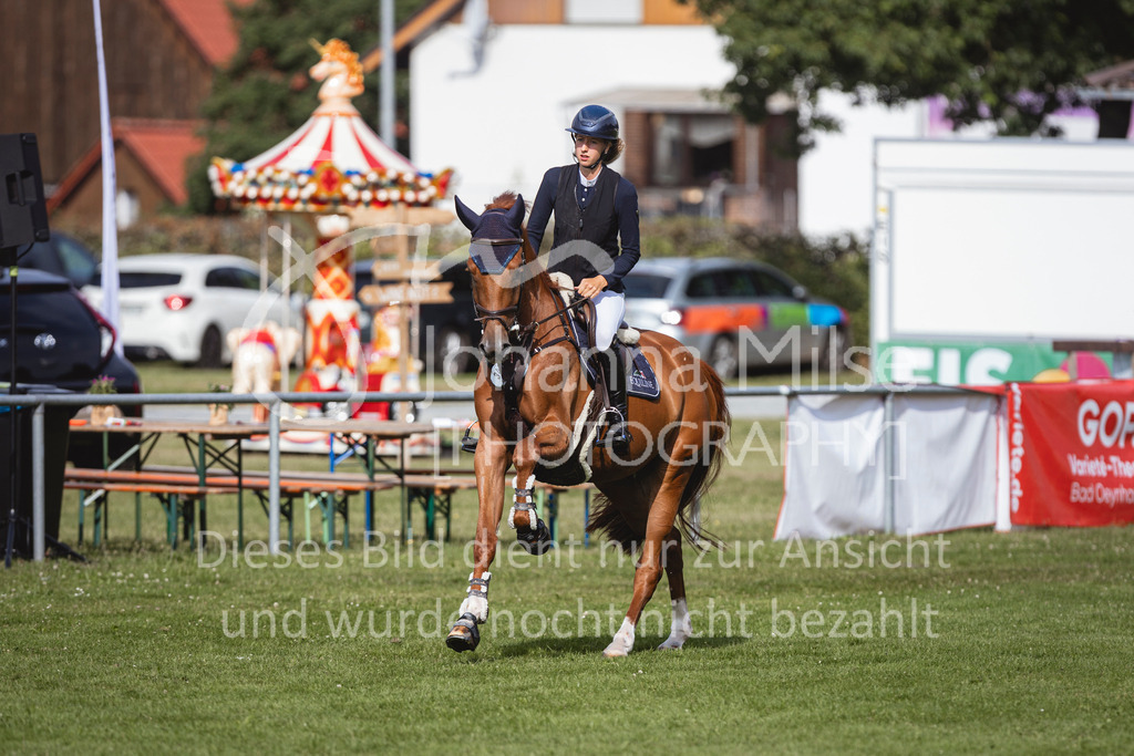 240719_LC_SprPf-A1-101 | Deine schönsten Turniermomente als professionelle Fotos! Entdecke hochwertige Pferdesport-Fotografie im Online-Shop. Jetzt Fotos finden & bestellen!