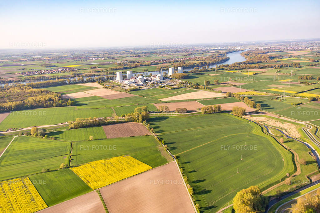 Luftbild: Biblis, stillgelegtes AKW in Biblis im Bundesland Hessen in Deutschland. Foto: IMG_077582.jpg vom 23.04.2015 durch Werner Riehm/FLY-FOTO.de