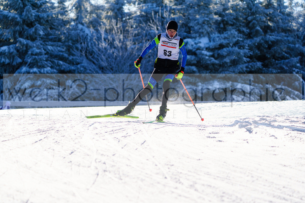 DSC Oberwiesenthal | Vom 19. - 21. Januar fand in der Sparkassen-Skiarena Oberwiesenthal der DSV E.INFRA Schülercup Biathlon statt.