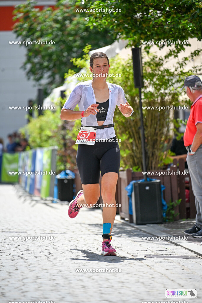 SZI_7703 | Stadttriathlon Erding 2025. #yourpictrs #sportshot_your_pictrs @Sportshotphotography #stadttriathlonerding Copyright: www.sportshot.de