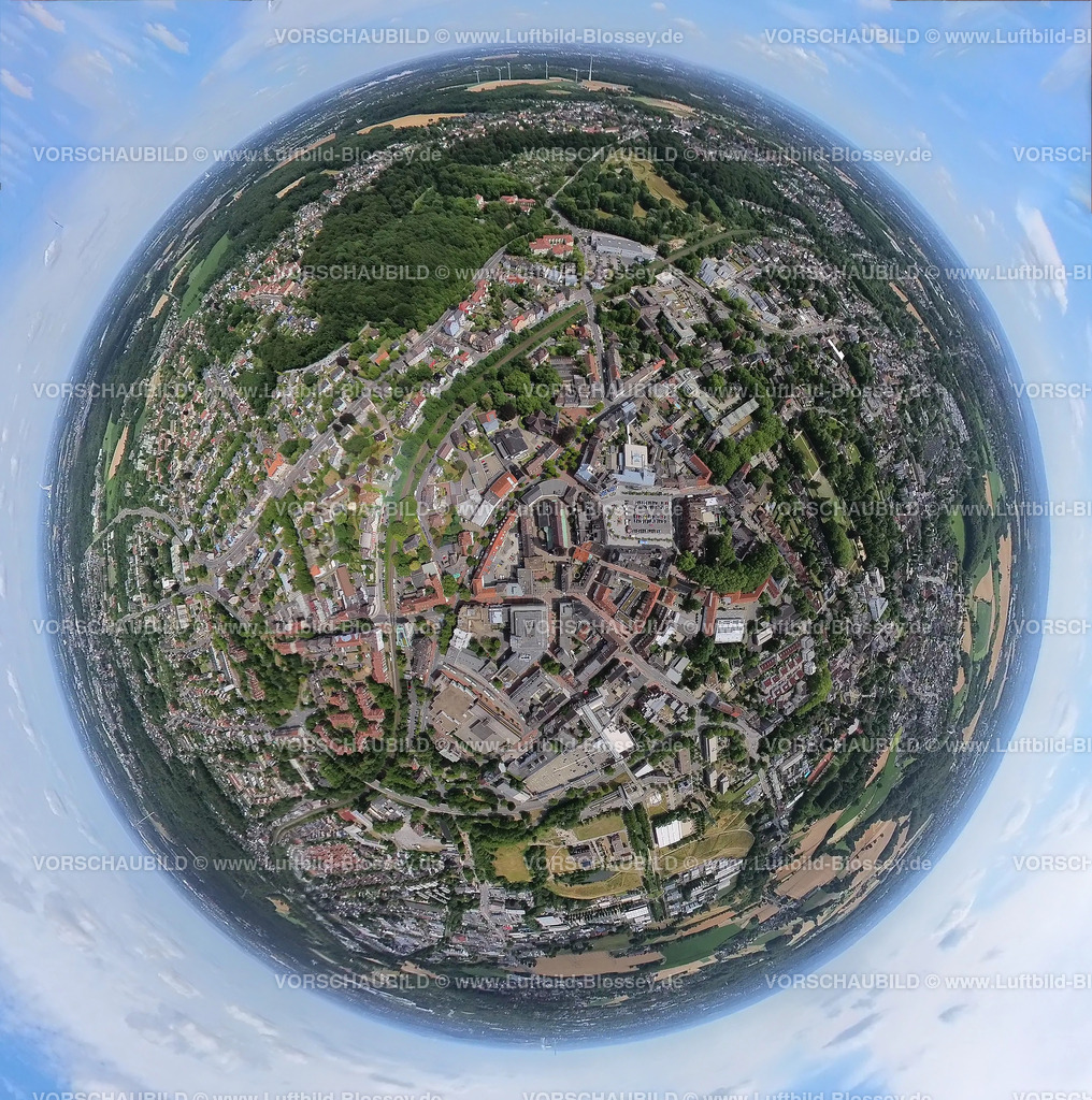 Castrop-Rauxel20220714_1Mitte | Luftbild, kath. Kirche St. Lambertus, Castrop Mitte, Lambertusplatz, Castrop-Rauxel, Ruhrgebiet, Nordrhein-Westfalen, Deutschland