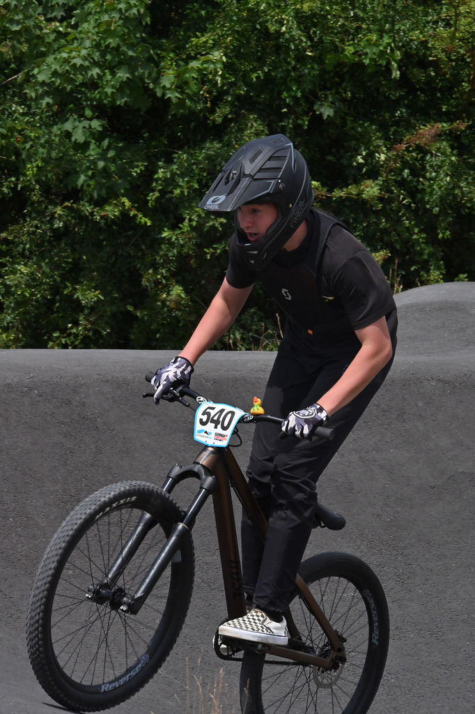 DSC_7269-cam-florian | German Pumptrack Series - Realisiert mit Pictrs.com