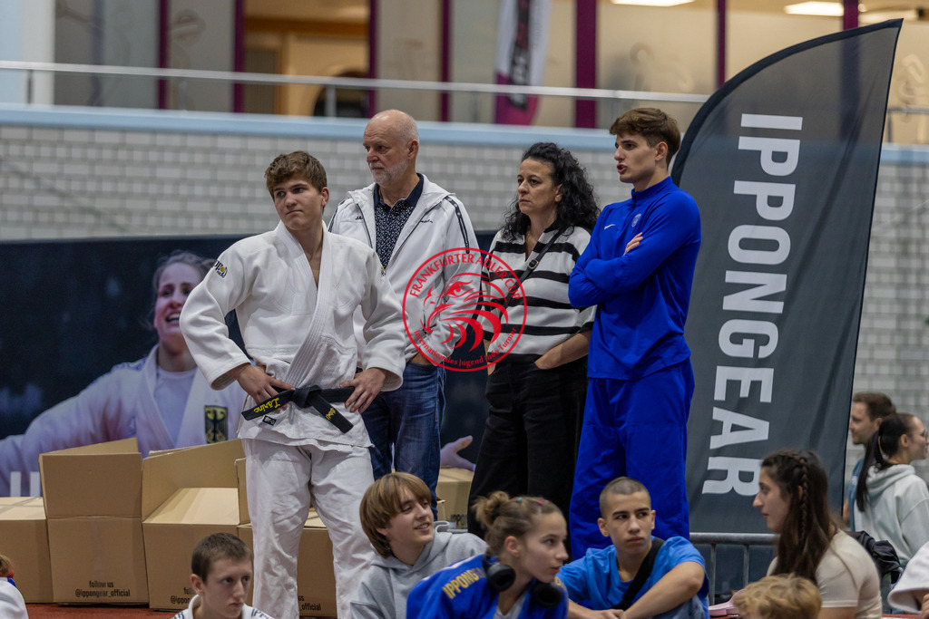 Internationaler Adler Cup 2024 | Foto vom Internationalen Adler Cup Judo Turnier im Sport- und Freizeitzentrum Kalbach im Oktober 2024 - Realisiert mit Pictrs.com