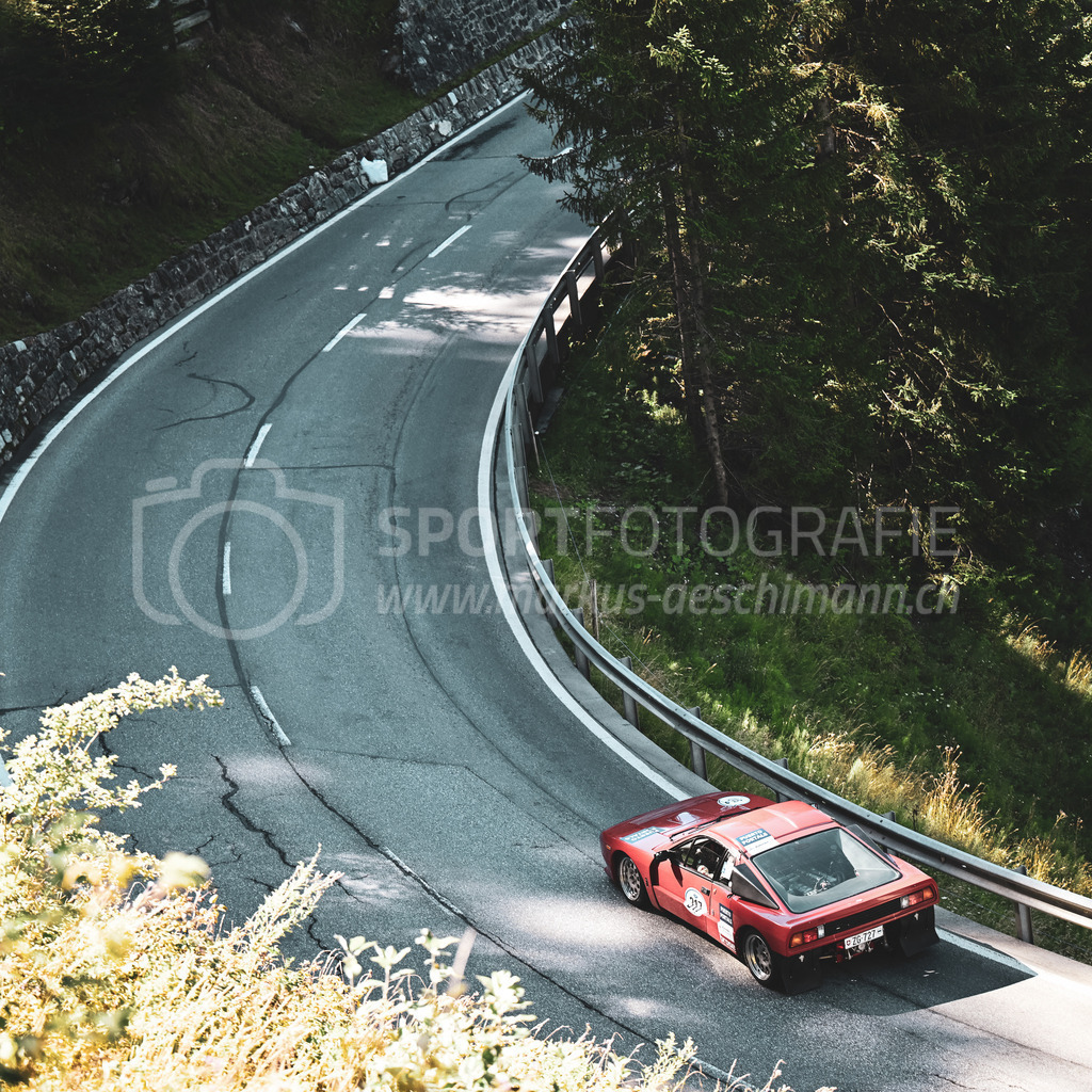 19. Arosa ClassicCar 2023 - 1. September 2023 | 19. Arosa ClassicCar 2023
Arosa, Schweiz
Krähenbühl Rolf aus Zug mit der Startnummer 317 in einem Lancia Rally 037 Stradale, Jahrgang 1982, in der Klasse Sport Trophy.
@arosaclassiccar, @arosa.official, #arosaclassiccar, #arosa, #76curves, #classiccar
Bild: Sportfotografie Markus Aeschimann | www.markus-aeschimann.ch - Realisiert mit Pictrs.com