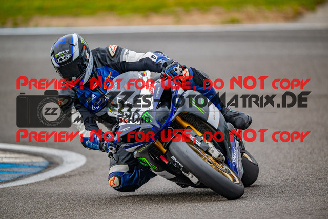 MaZZes_FotoMatrix_240702_6007705_6999 | ROT