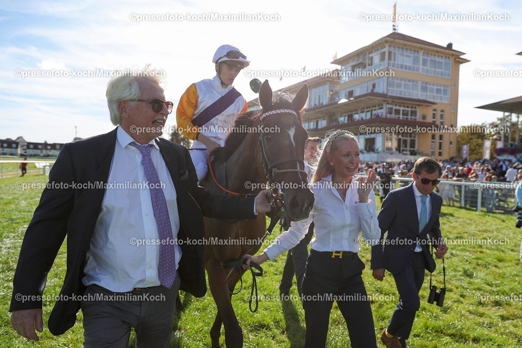 BB06092599033 | Egina siegt unter Leon Wolff im T. von Zastrow Stutenpreis (Badener Stutenpreis), Gr.2 am 06.09.2025 Renntag in Baden-Baden. Copyright by Marc Ruehl - Veroeffentlichung nur gegen Honorar (zzgl.MwSt), Namensnennung und Beleg, Bank Routing Number: BIC GENODED1PAF, Bank Account Number: IBAN DE04 3706 2600 1201 6180 17, Steuer-Nr.: 203/5266/0306, Ust_Id_Nr.: De 122081417, Zur Gaulshuette 29, 50181 Bedburg, Phone: +49-(0)2272-83351, www.marcruehl.com, info@marcruehl.com, No Model Release, Abtretung von Persoenlichkeitsrechten der abgebildeten Person/Personen liegen nicht vor. Speichern in Bilddatenbanken oder Vervielfaeltigung ist ohne schriftliche Genehmigung nicht gestattet.