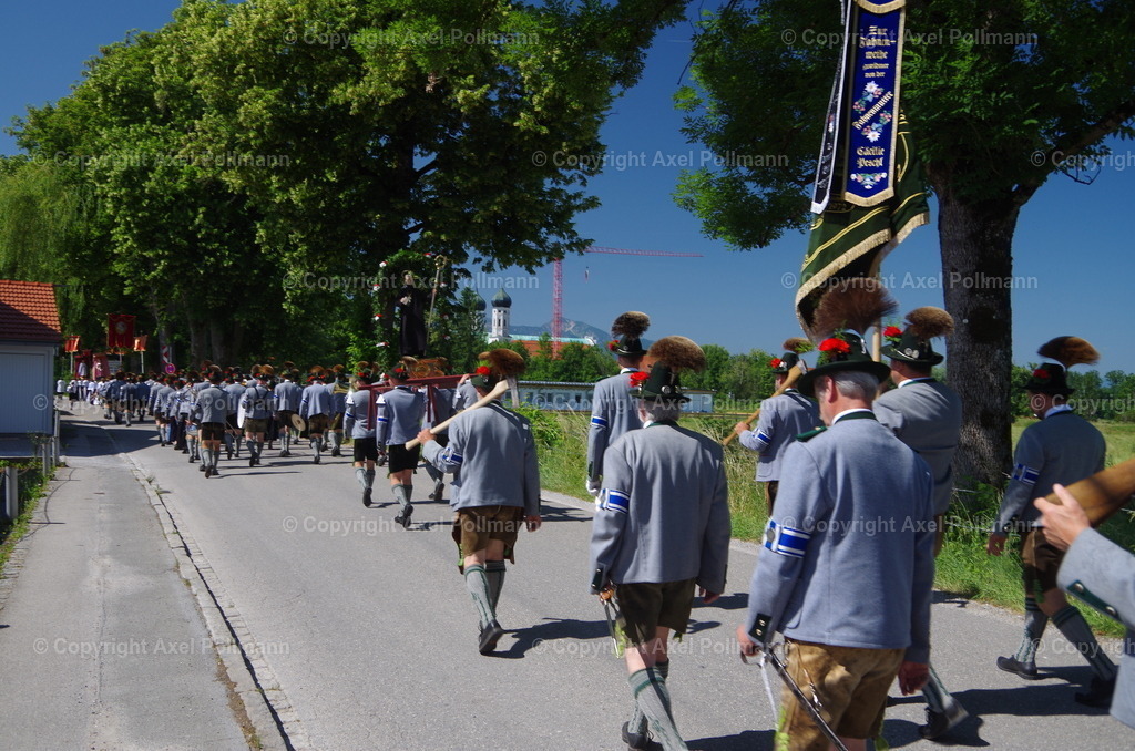 IMGP6396 | fotografiert von Axel PollmannLeonhardi Wallfahrt Benediktbeuern und Murnau, Fronleichnam, Fasching, Landschaft im Loisachtal und Benediktbeuern  - Realisiert mit Pictrs.com