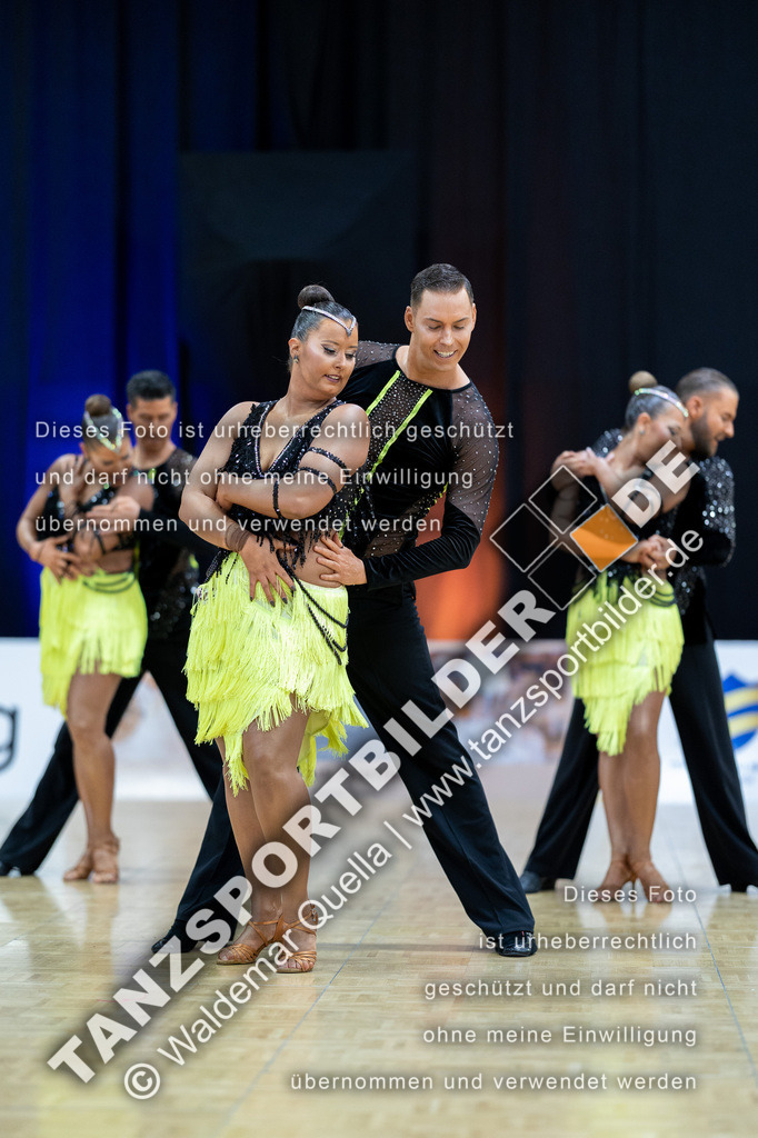 20230513-00631 | Hier finden Sie Tanz Bilder vom Latein und Standard Formationen tanzen. Sportbilder vom Tanzsport. Schöne Fotos und von Weltmeisterschaft, Europameisterschaft, Bundesliga, Regionalliga, Oberliga und Landesliga sowie von GOC Stuttgart, DanceComp, WM Bremen